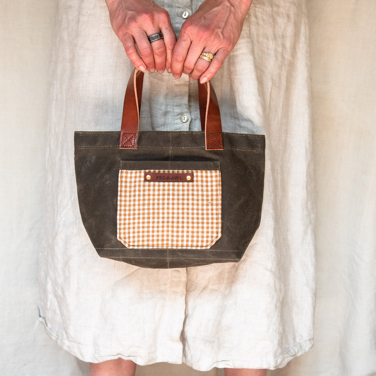 Gingham Pipit Tote – Peg and Awl