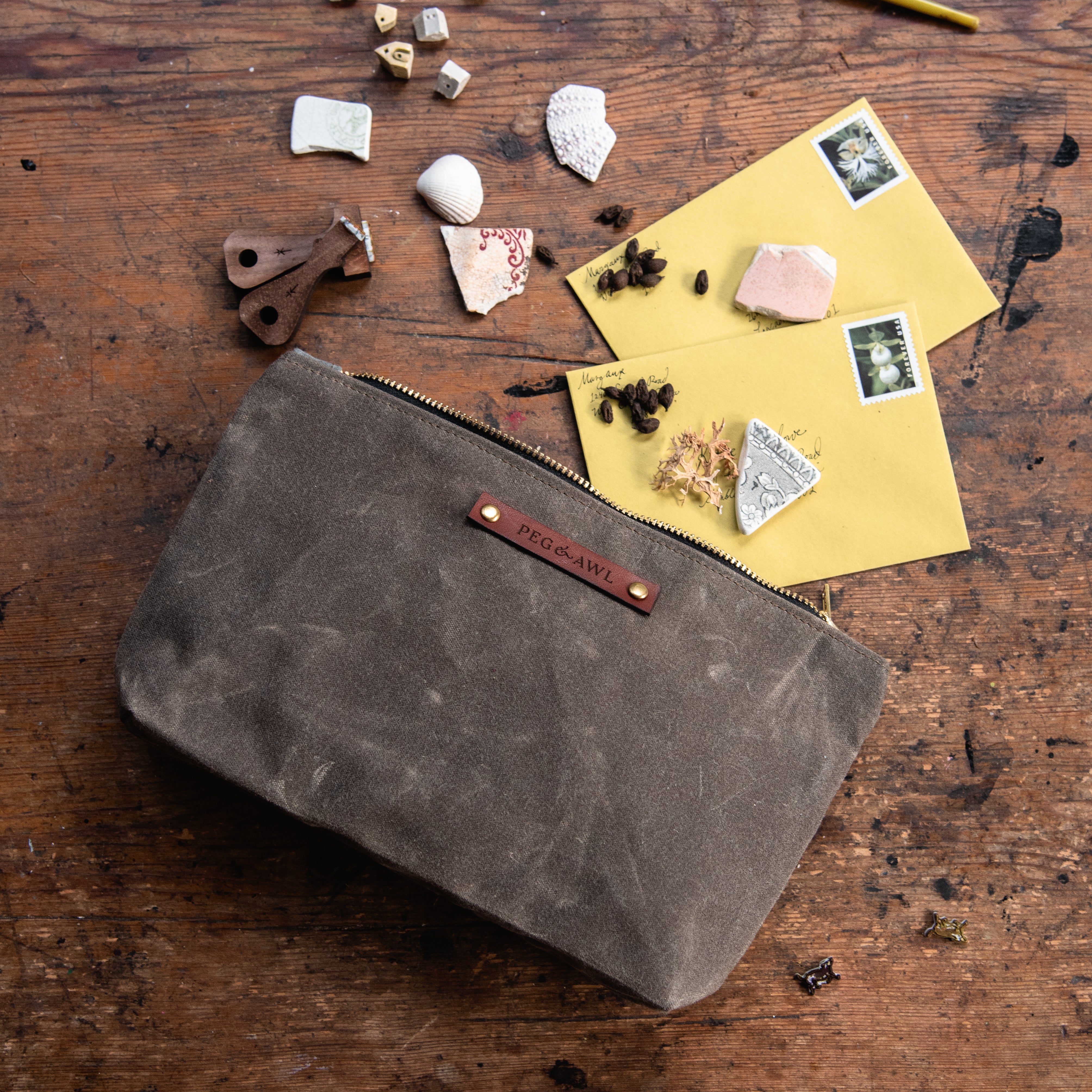 /color-Truffle with Slate Pockets