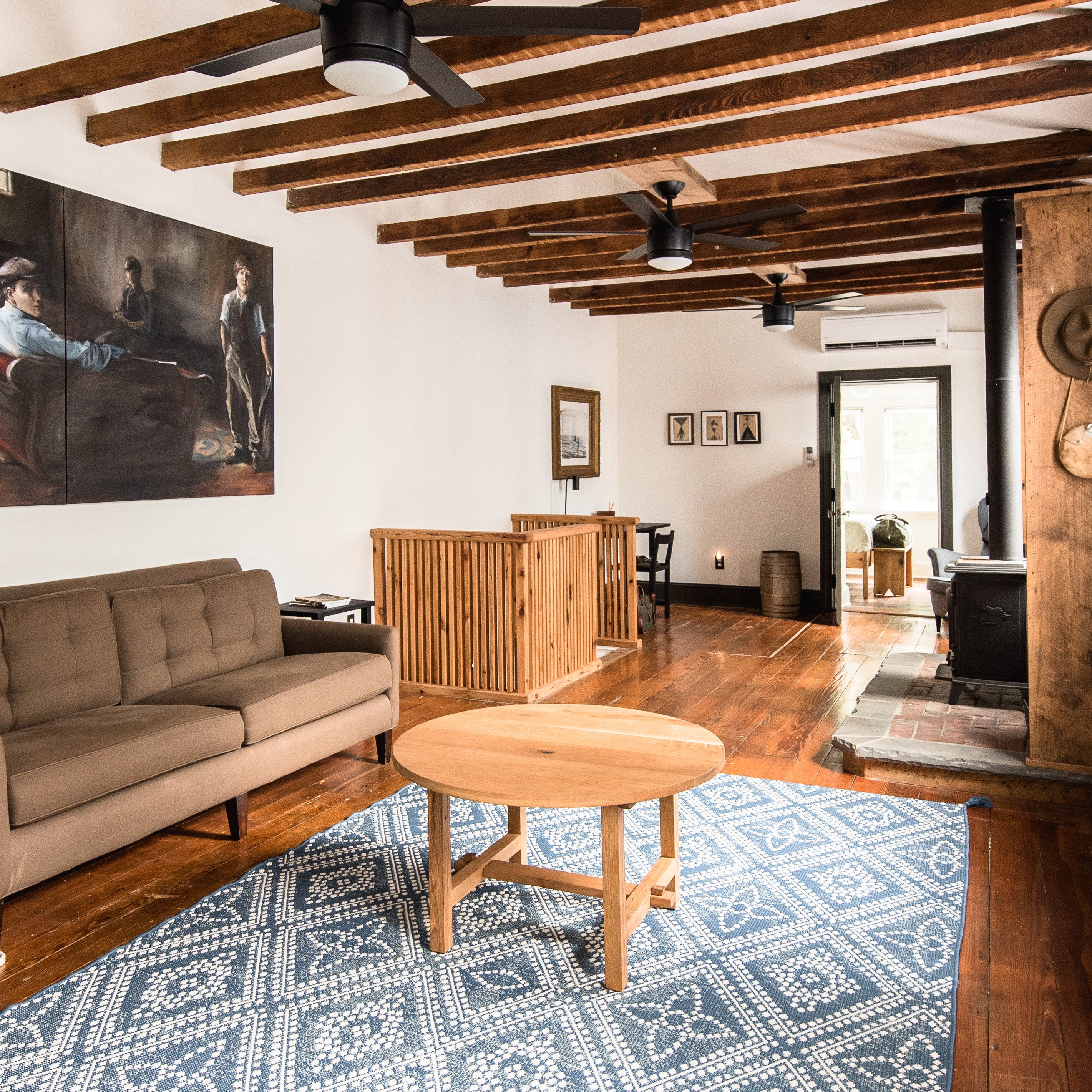 The Kino Coffee Table: Merry Mishap