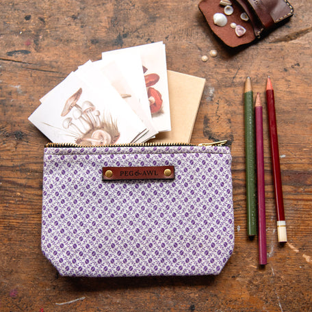 Custom Pouch with Vintage Feedsack: Greta