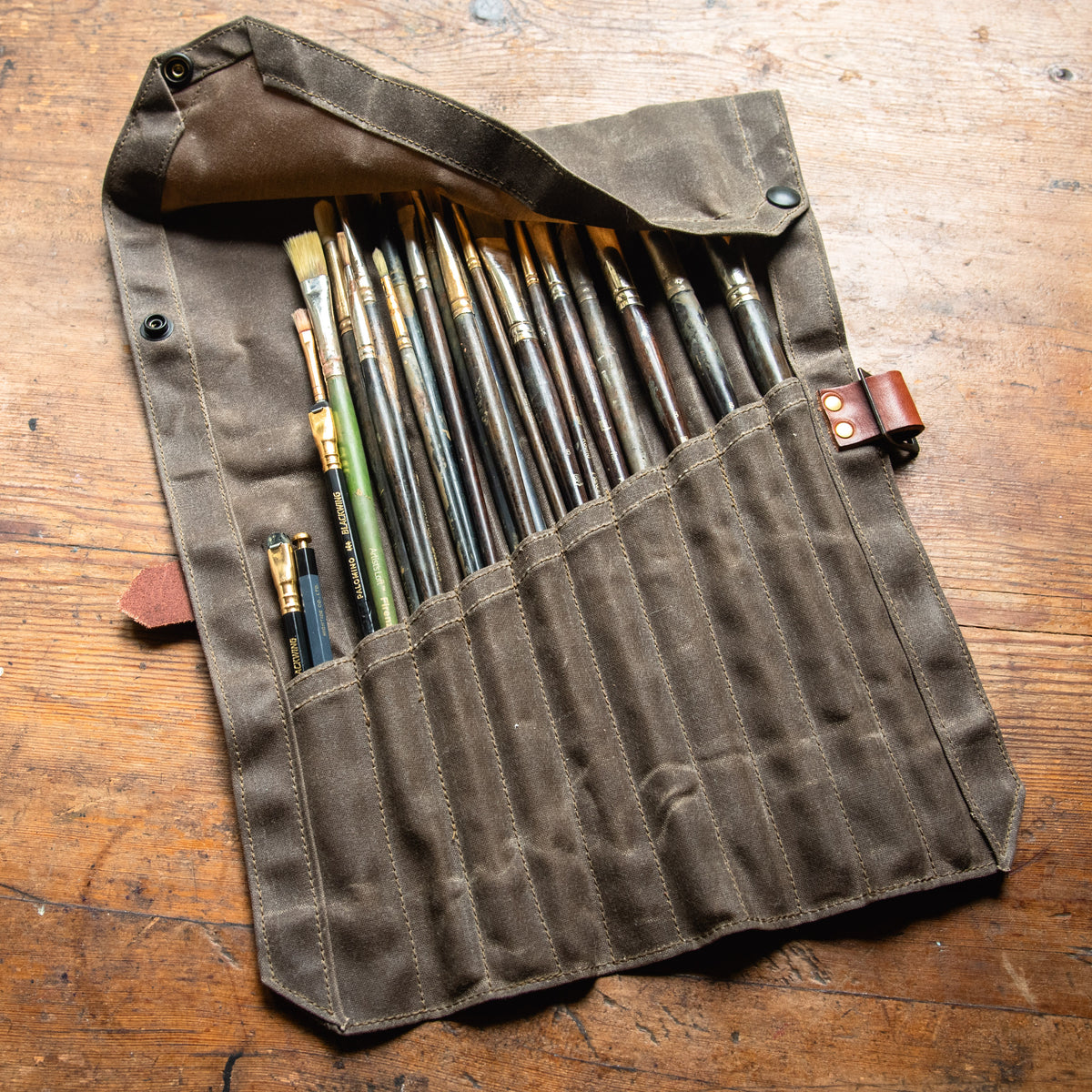 la épingle * №3 noir エパングルシート HelgaPaintBrushRoll-Updated-