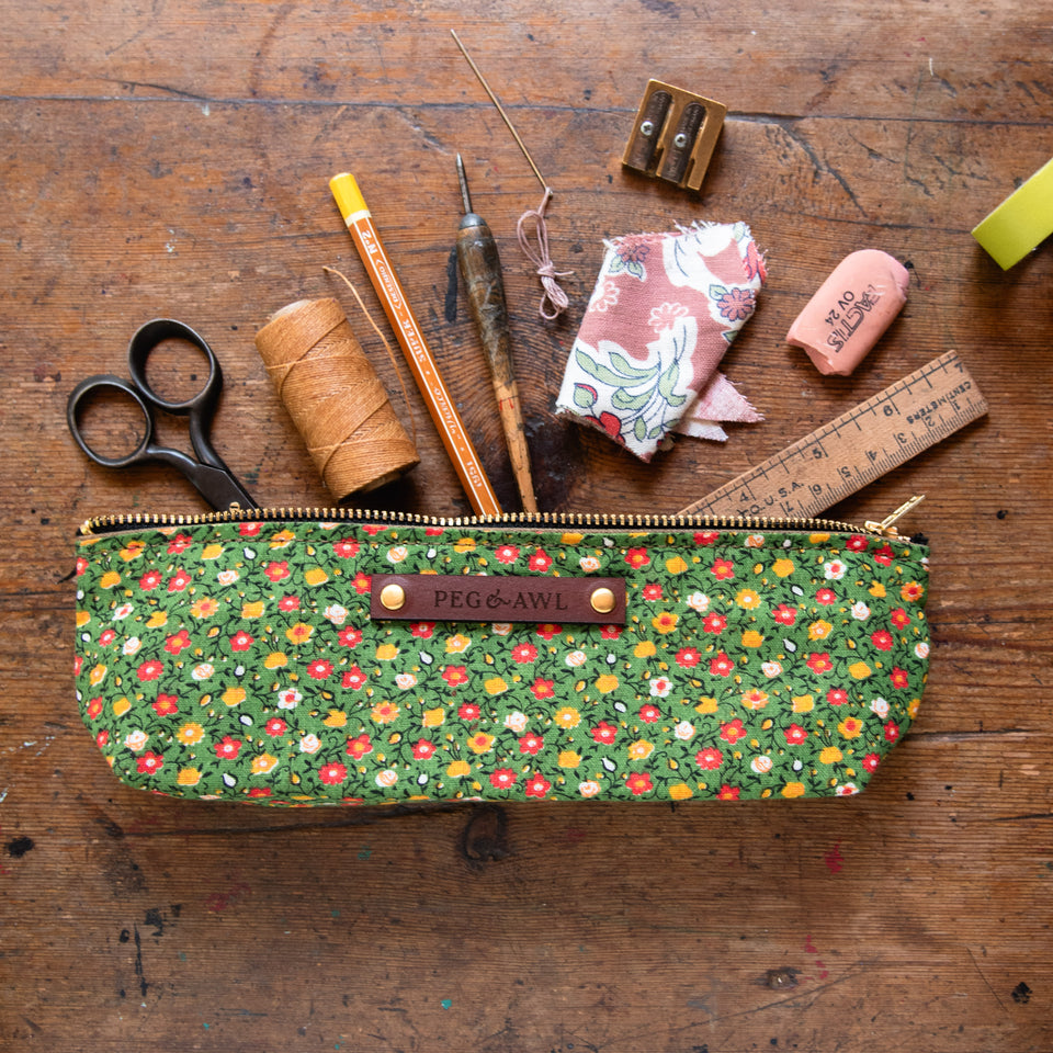 Drafter Pouch with 1960s Cotton: Katerina