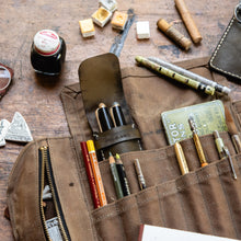 Leather Scraplings Pouch: Carson