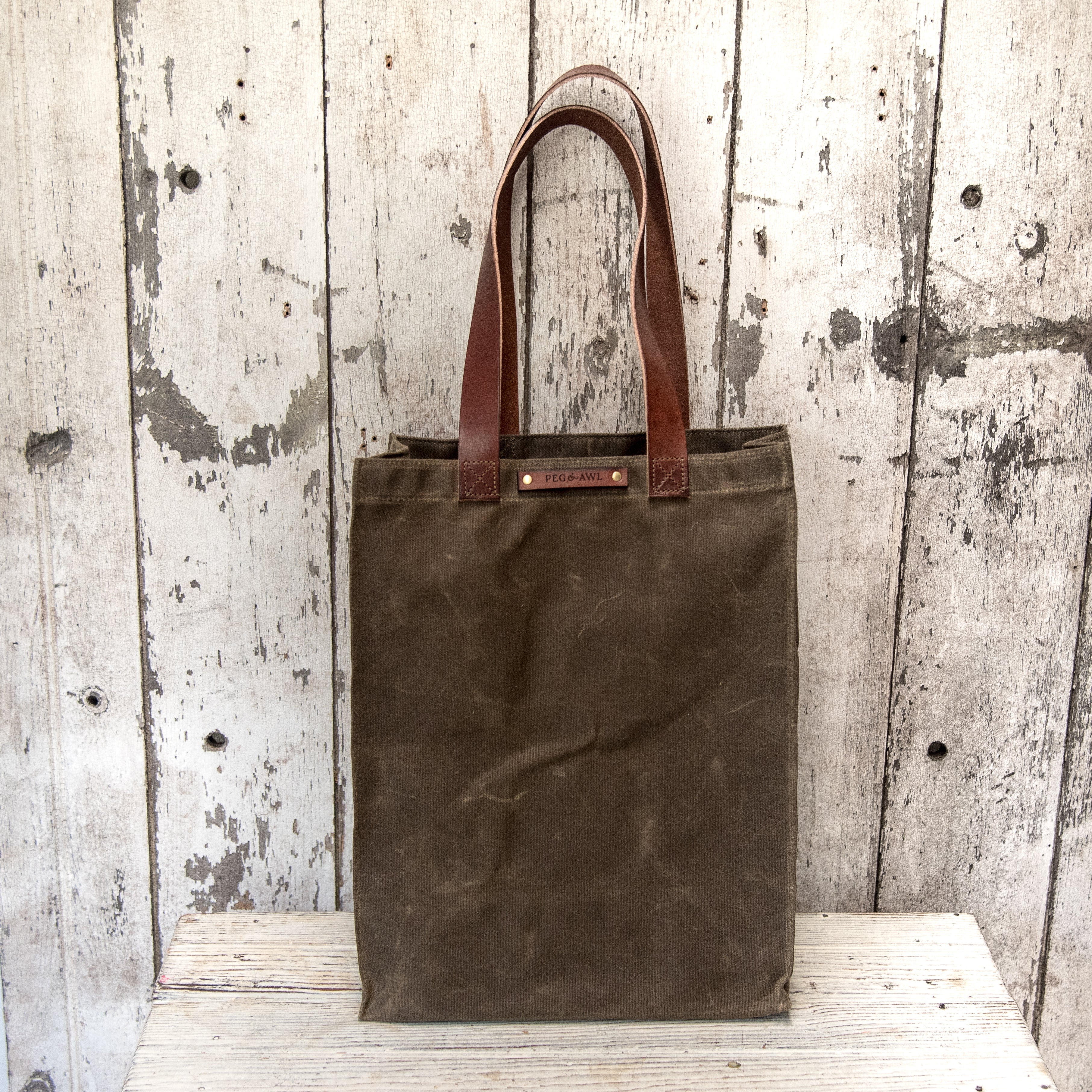 The Marlowe Carryall: Merry Mishap