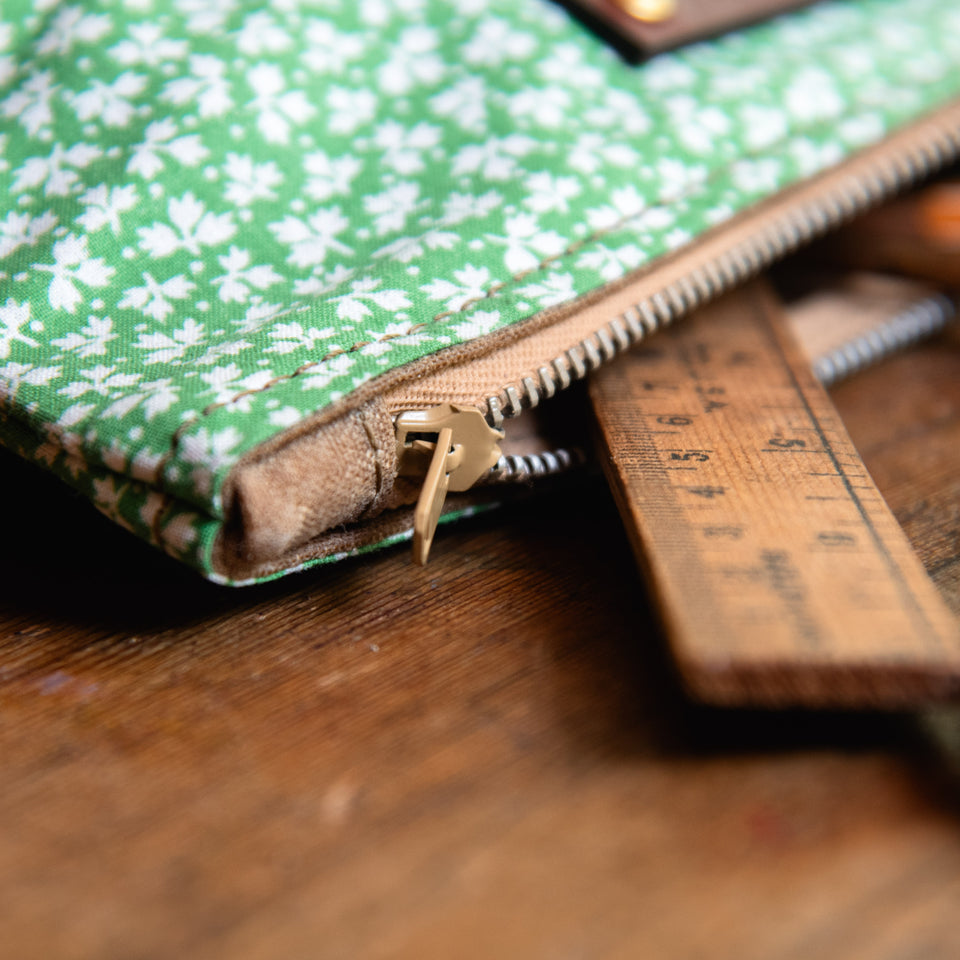 Essentials Pouch with Mid-Century Cotton: Nadine