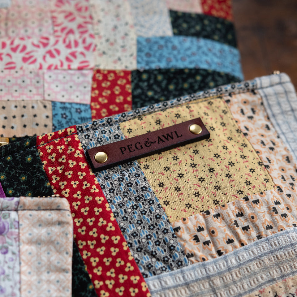 Keeper Pouch with 1900s Log Cabin Patchwork Quilt: Ameliana