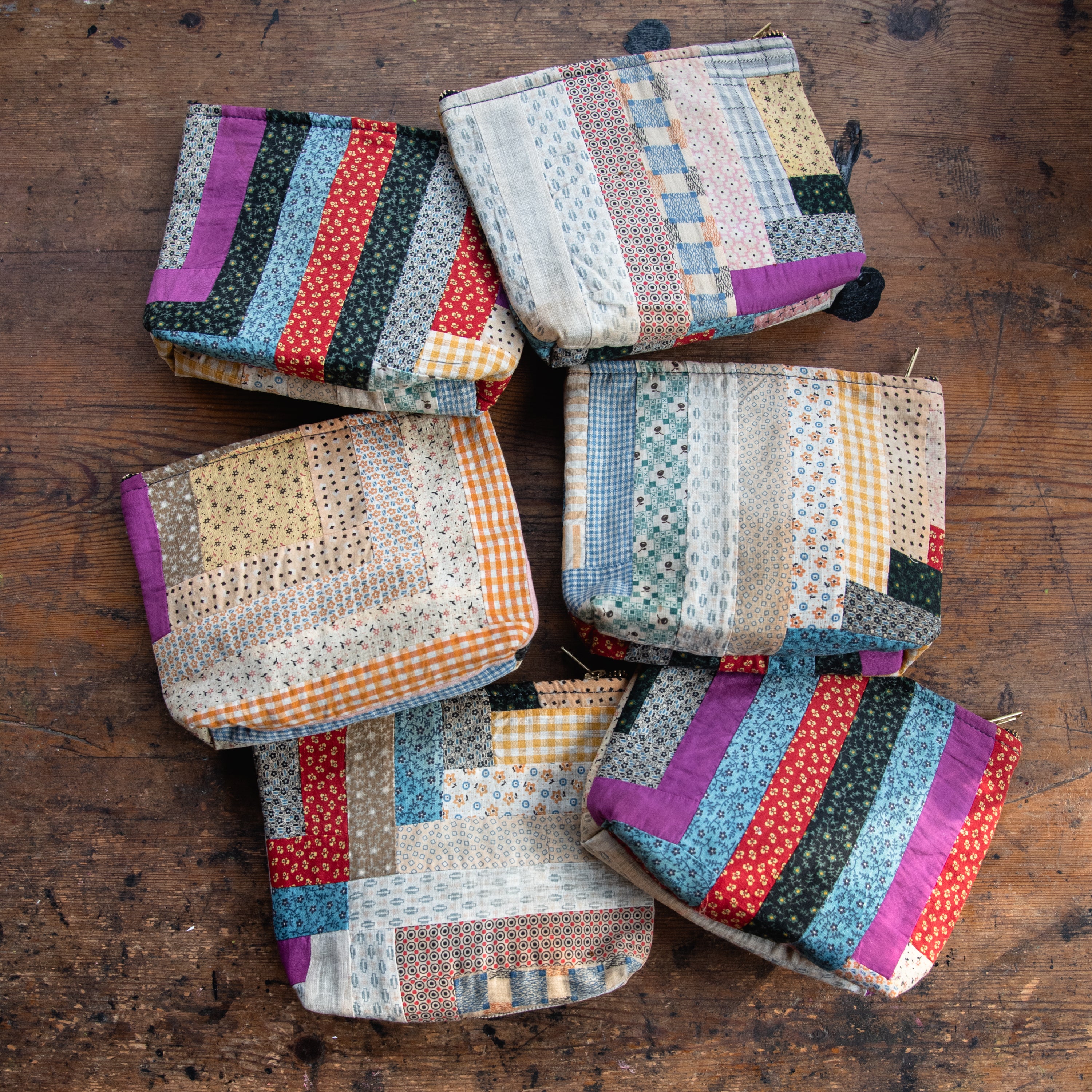 Keeper Pouch with 1900s Log Cabin Patchwork Quilt: Ameliana