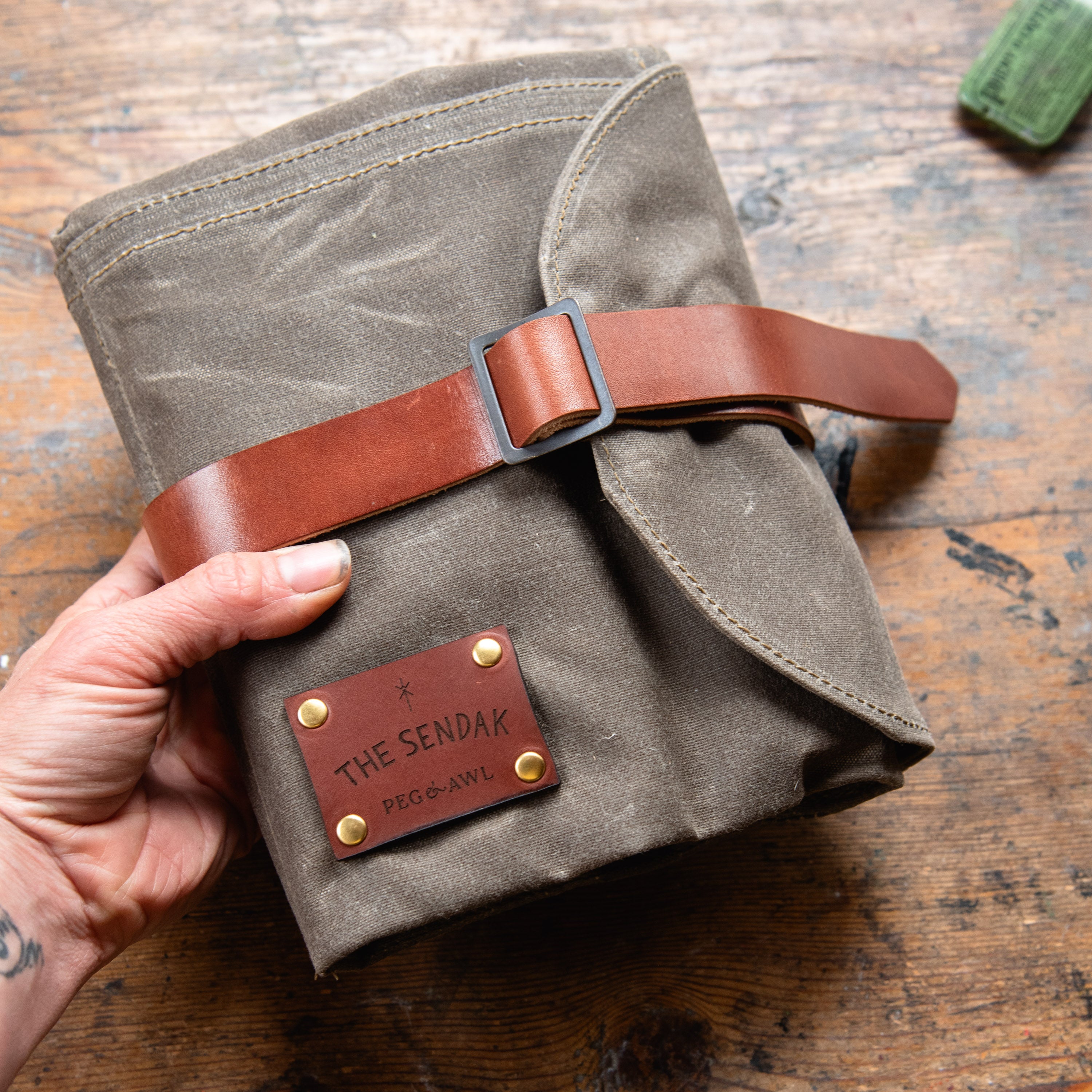 /color-Truffle with Brown Leather