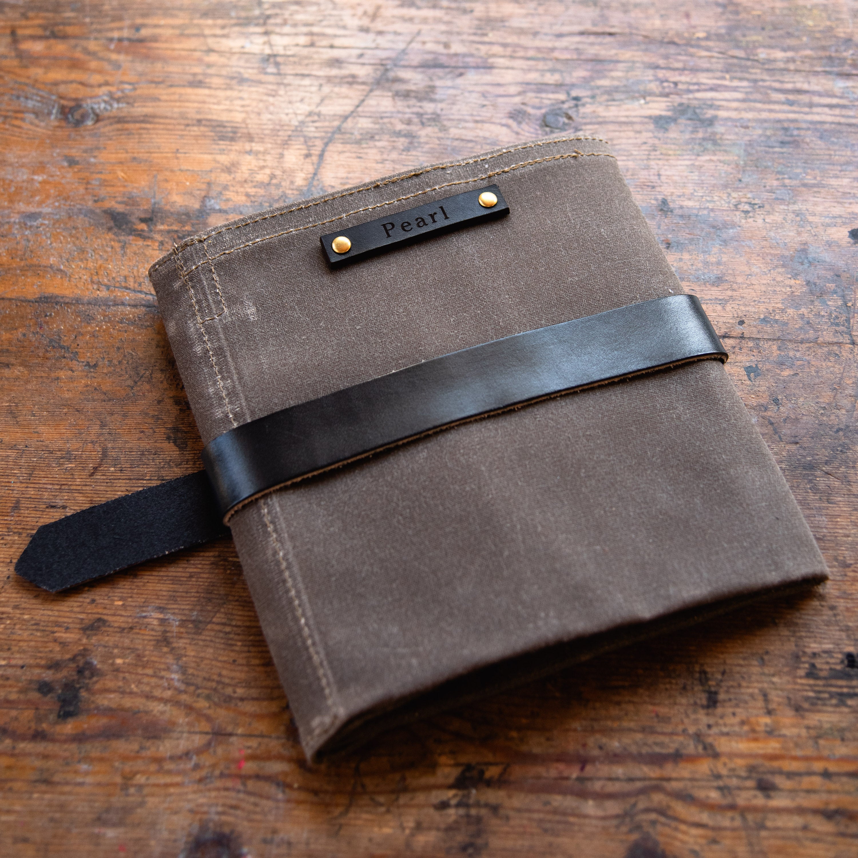 / color-Truffle with Black Leather