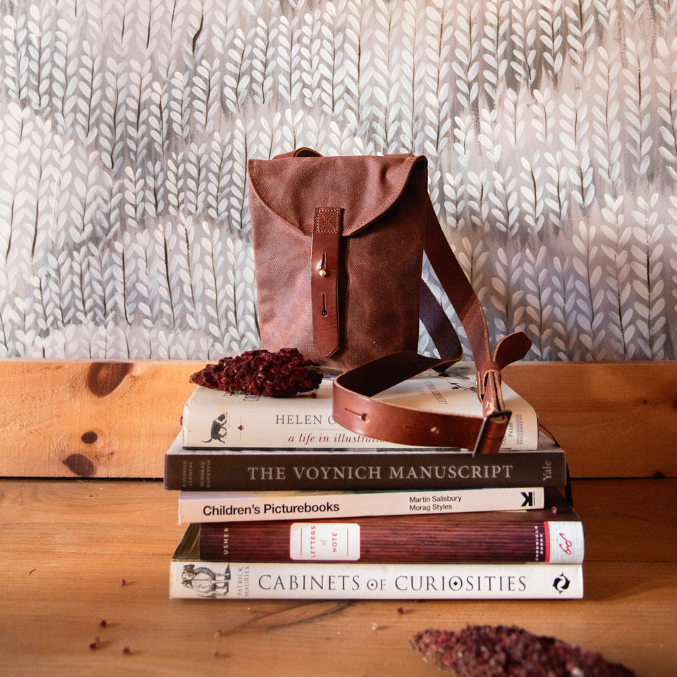 The Small Hunter Satchel