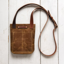 The Small Hunter Satchel