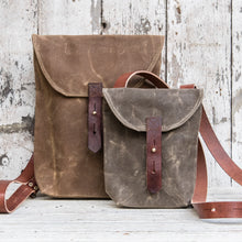 The Small Hunter Satchel