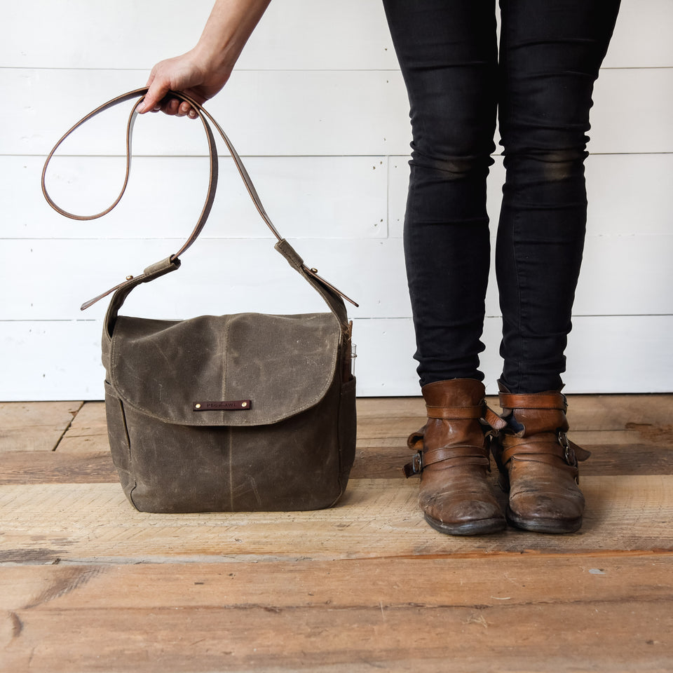 The Finch Satchel
