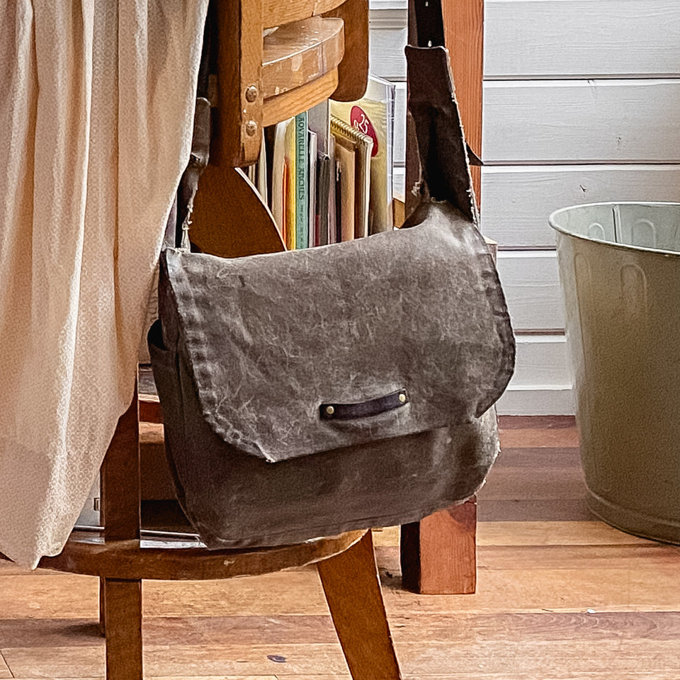 The Finch Satchel