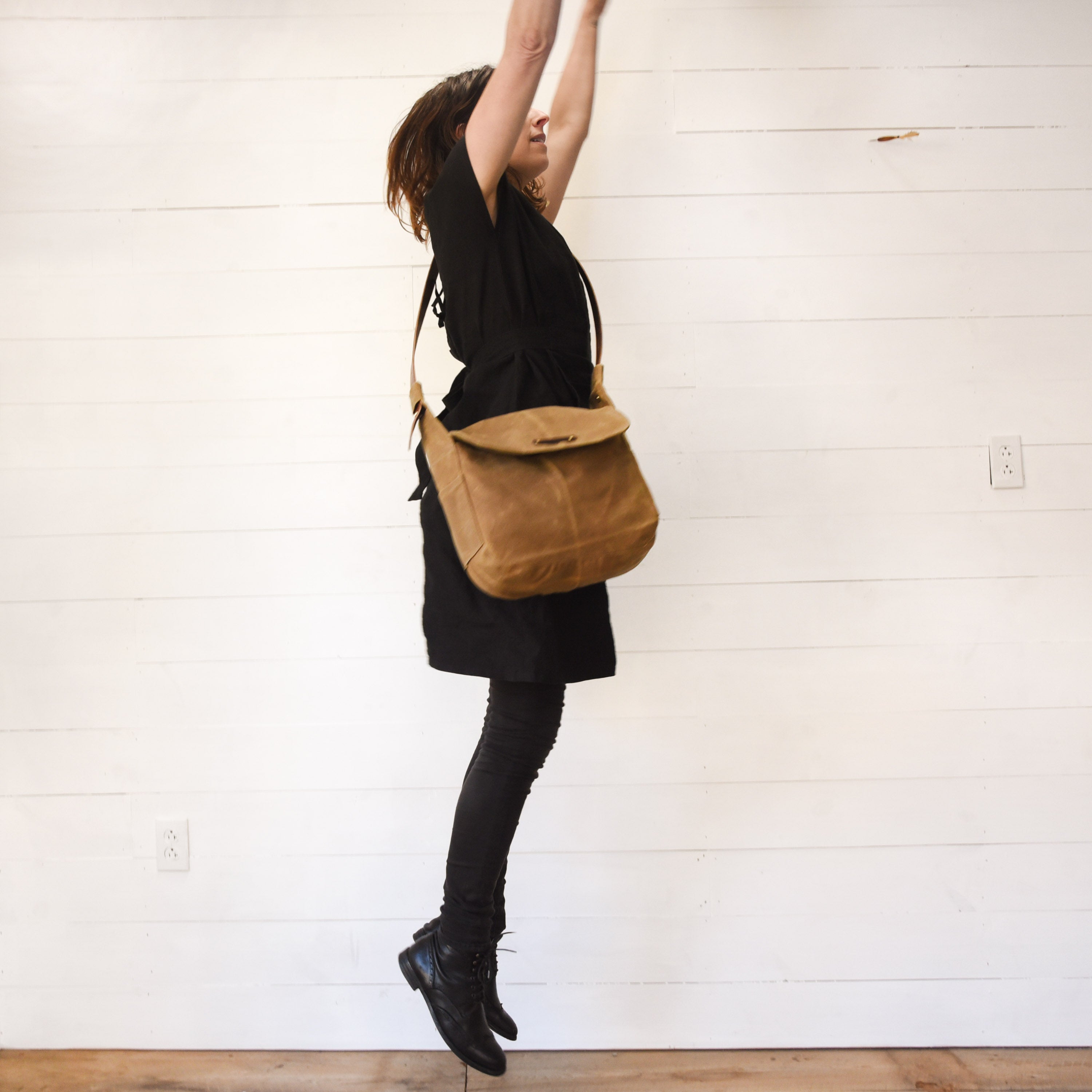 The Finch Satchel