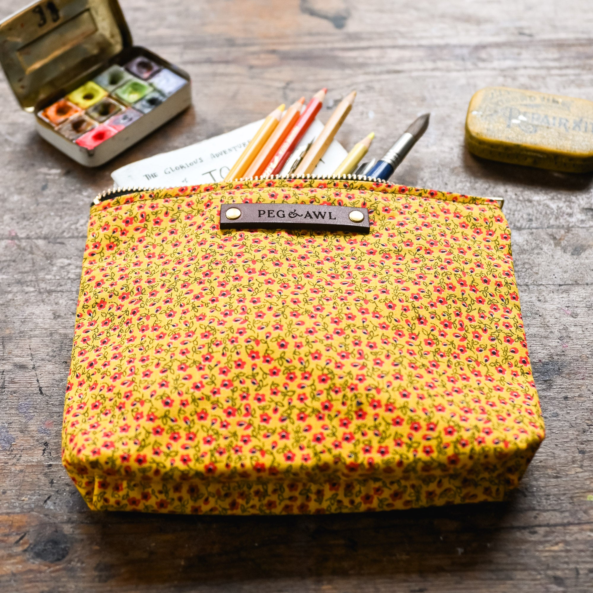 Keeper Pouch with 1960s Cotton: Thea