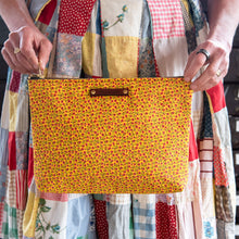 Maker Pouch with 1960s Cotton: Thea