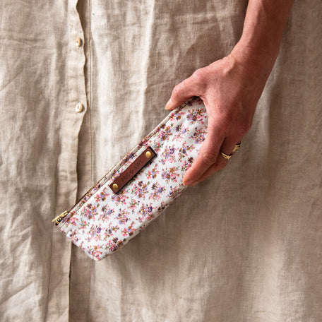 Drafter Pouch with Mid-Century Dressmaker’s Fabric: Adelia