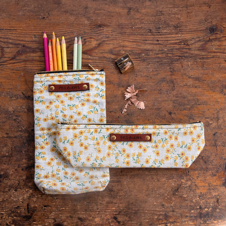 Scribbler Pouch with Mid-Century Cotton Floral: Camille