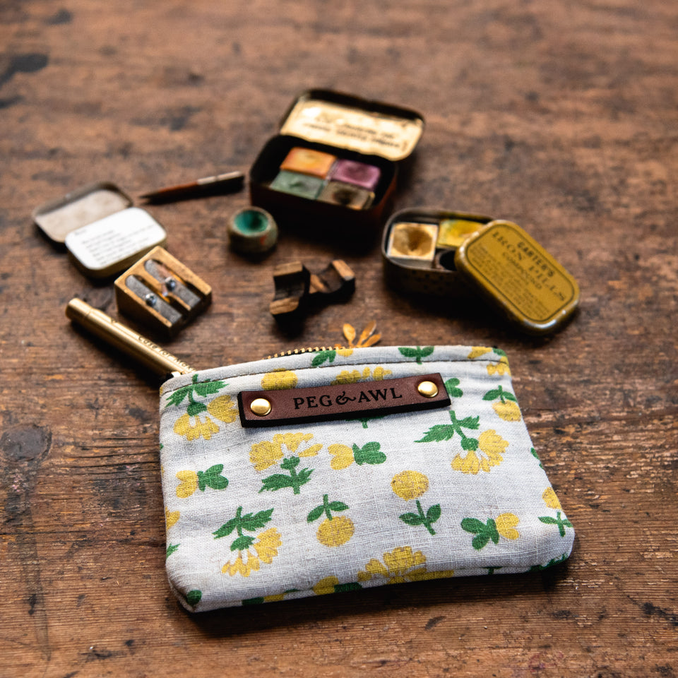 Spender Pouch with Mid-1900s Feedsack: Sabine