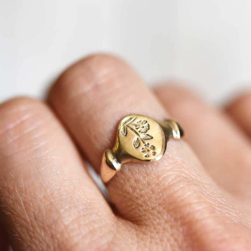 Chickweed Botanical Ring