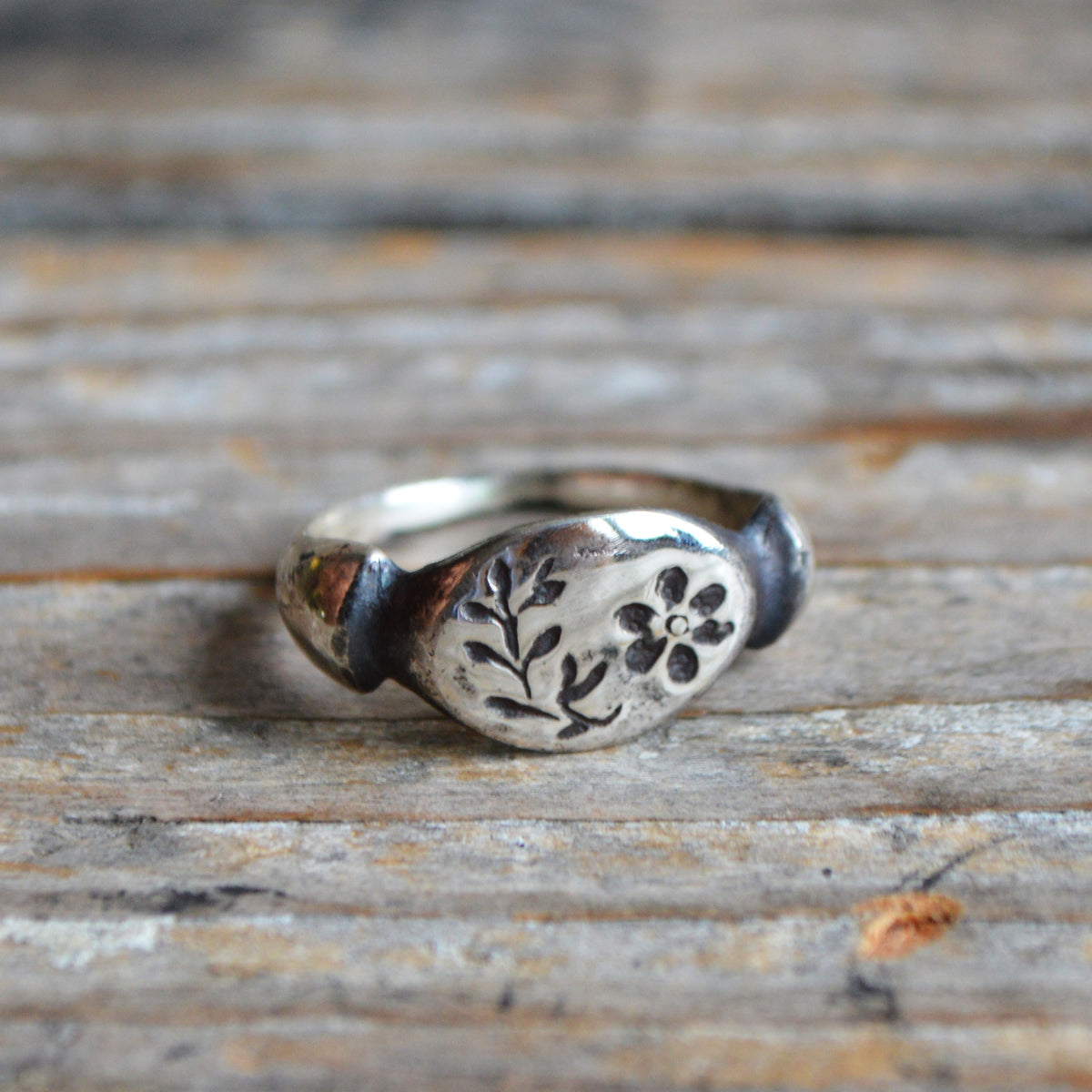 Purslane Botanical Ring – Peg and Awl