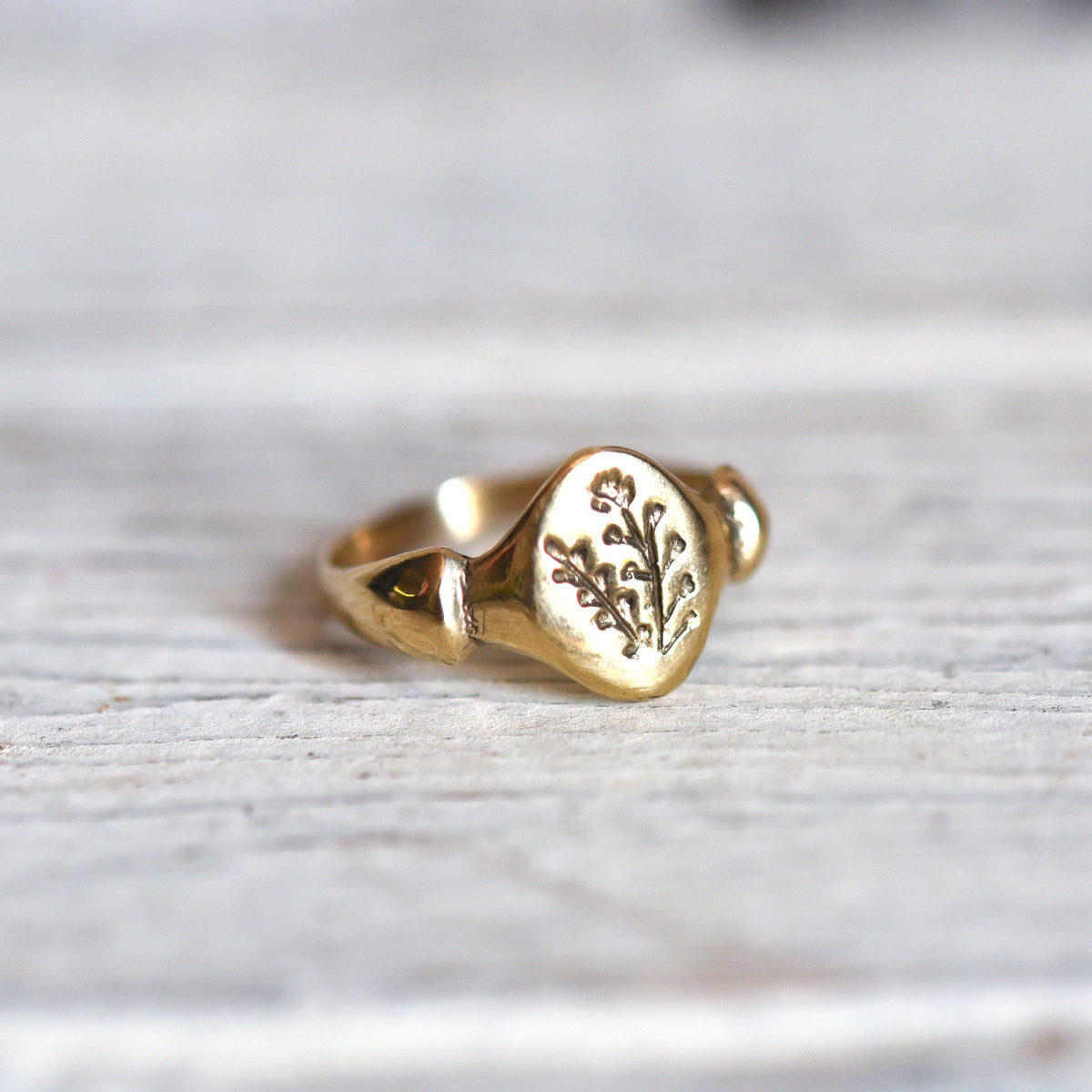 Palgraveリング Shepherd's Purse Botanical Ring – Peg and Awl