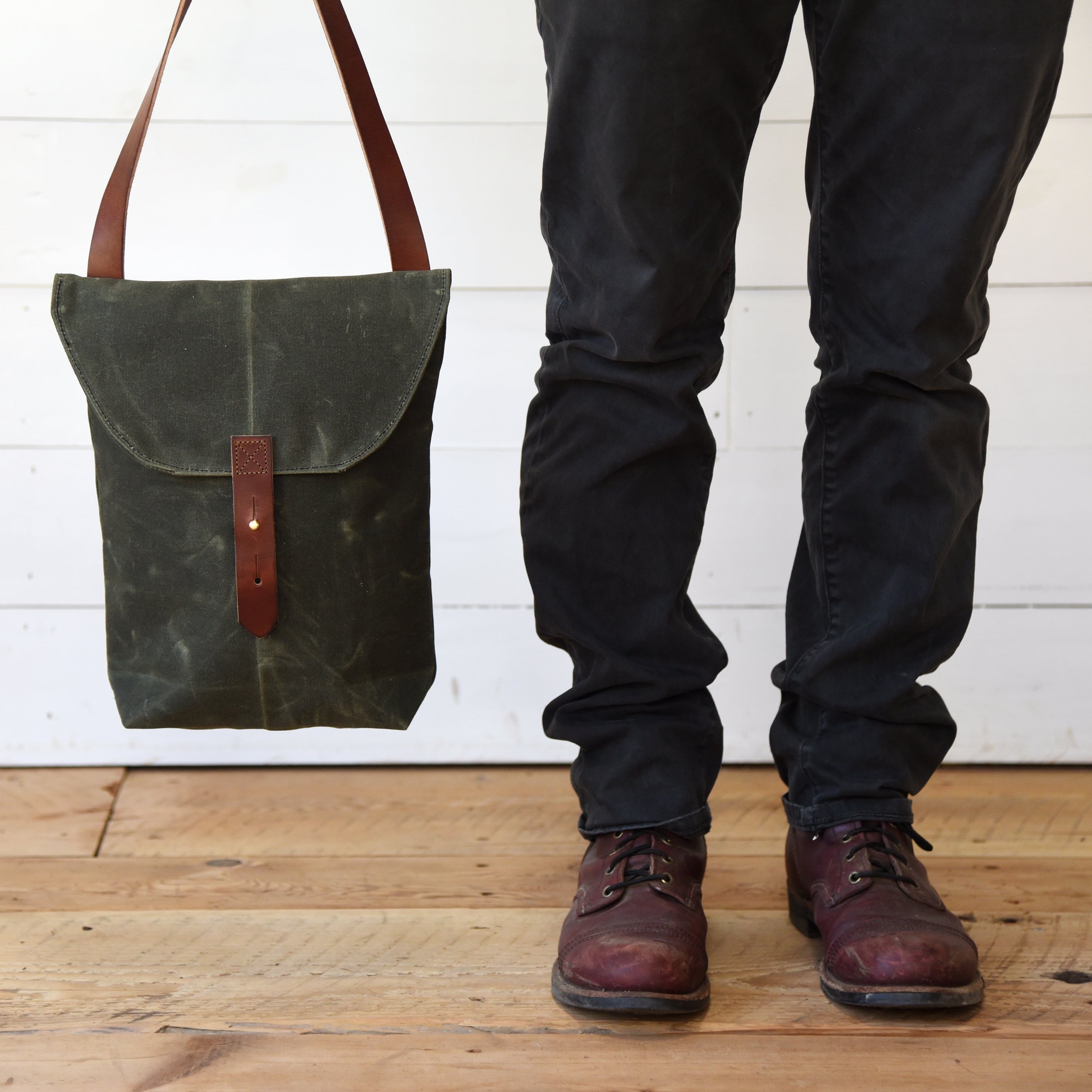 The Hunter Satchel