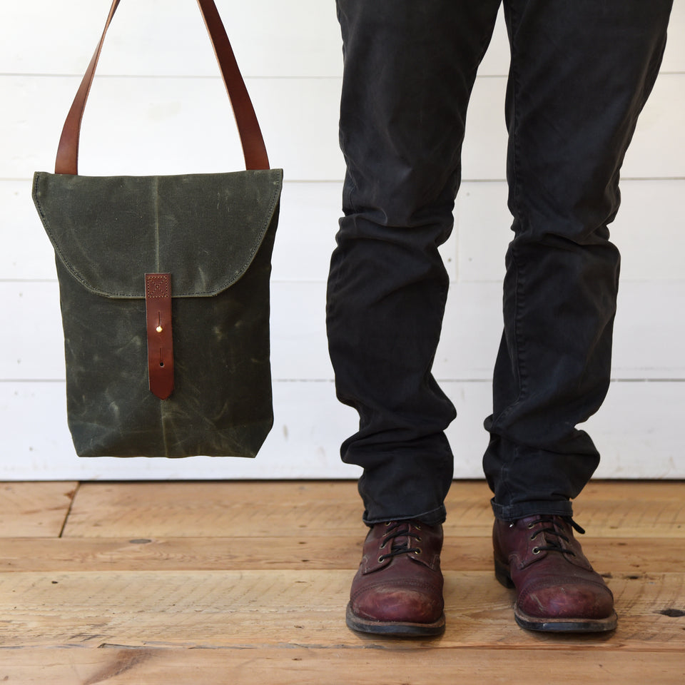 The Hunter Satchel