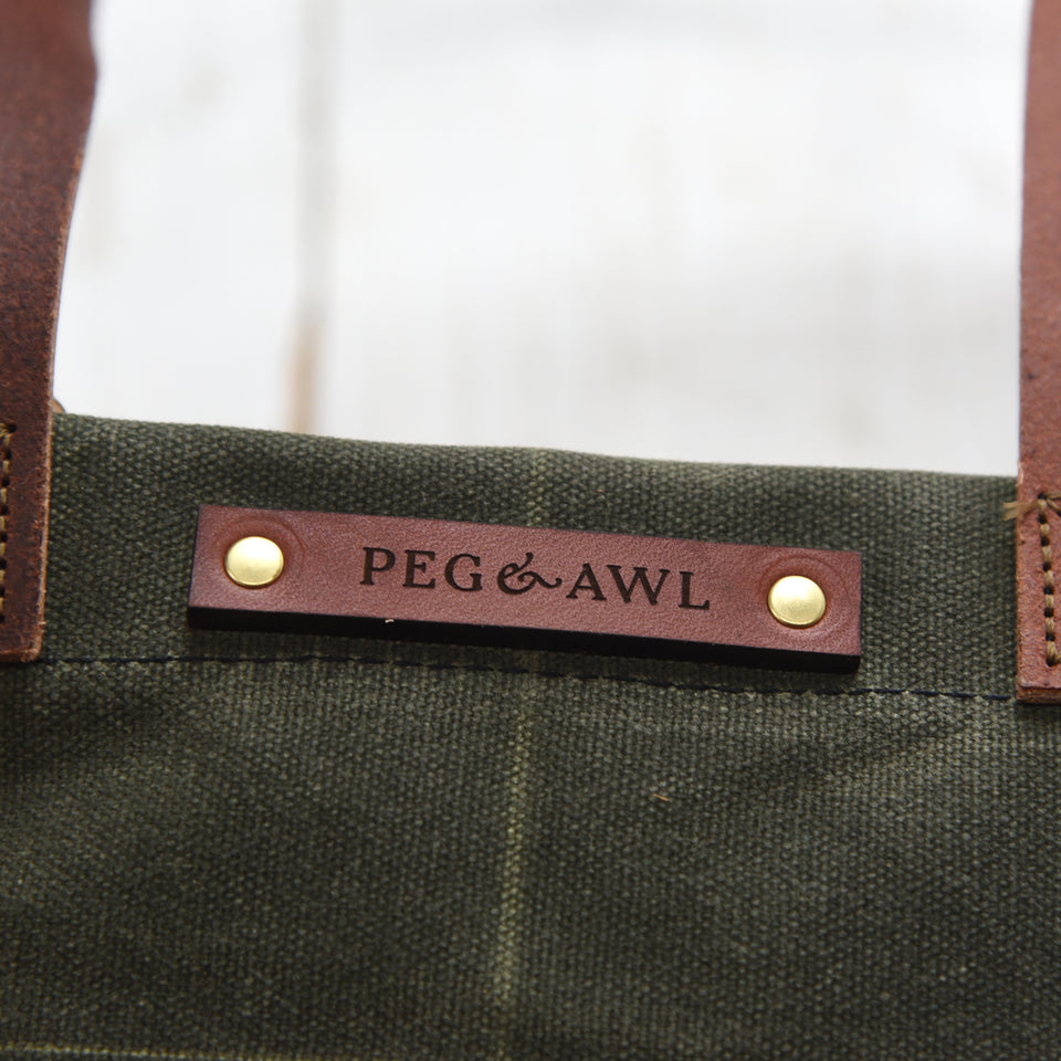 The Small Hunter Satchel