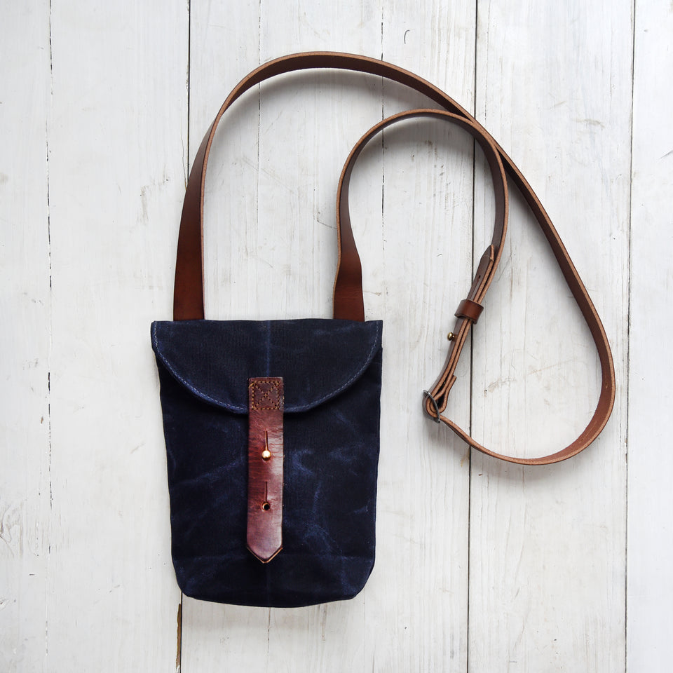 The Small Hunter Satchel