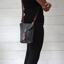 The Small Hunter Satchel