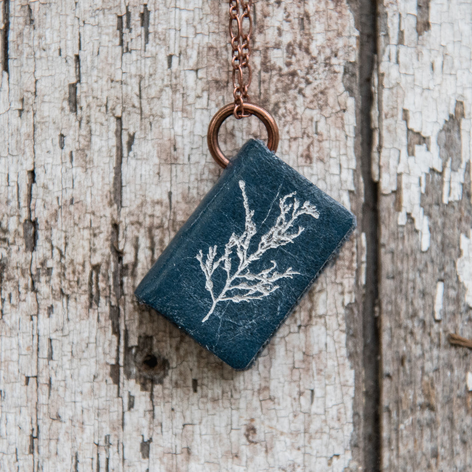 Anna Atkins Large Book Necklace: Cystoseira fibrosa