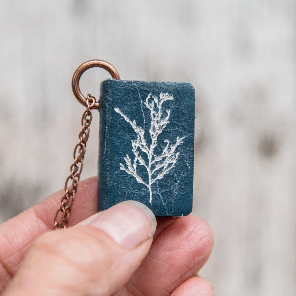 Anna Atkins Large Book Necklace: Cystoseira fibrosa