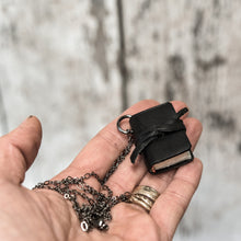 The Jackson Book Necklace (black) with Tie