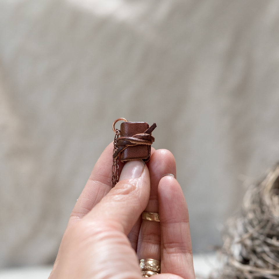 The Harper Book Necklace (brown) with Tie