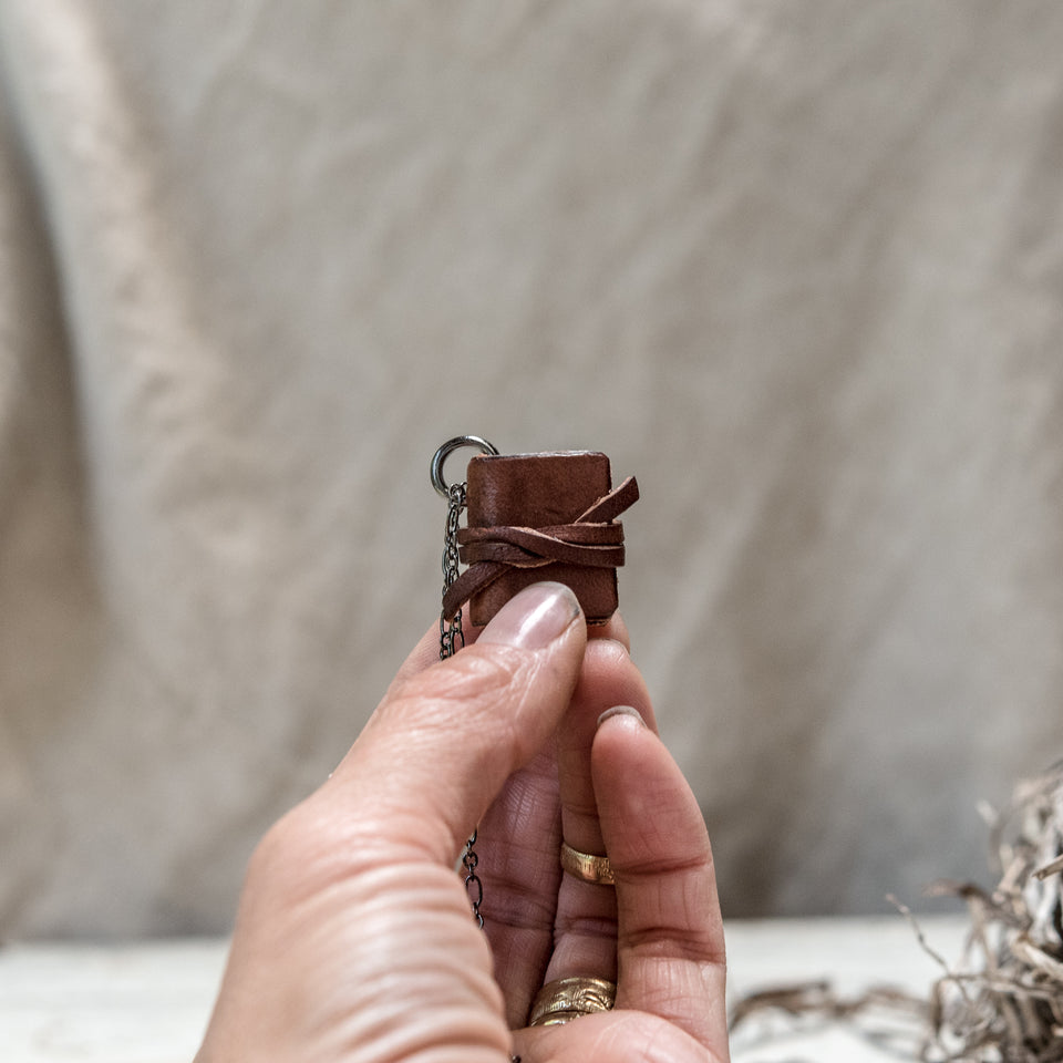 The Harper Book Necklace (brown) with Tie