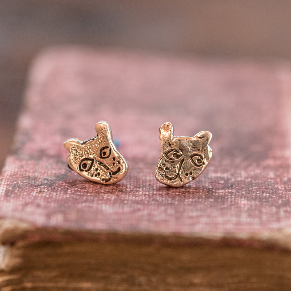 Foundlings Earrings: Ash (Cat)