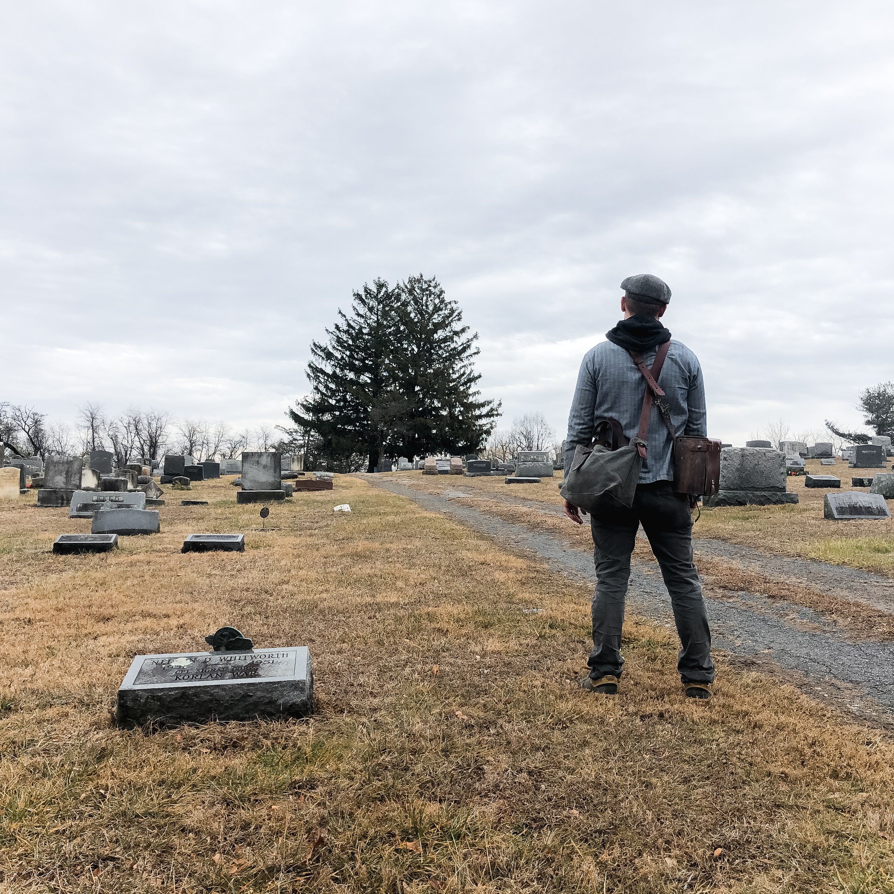 Original Plein Air Painting by Walter Kent: Grove Methodist Cemetery, 2020