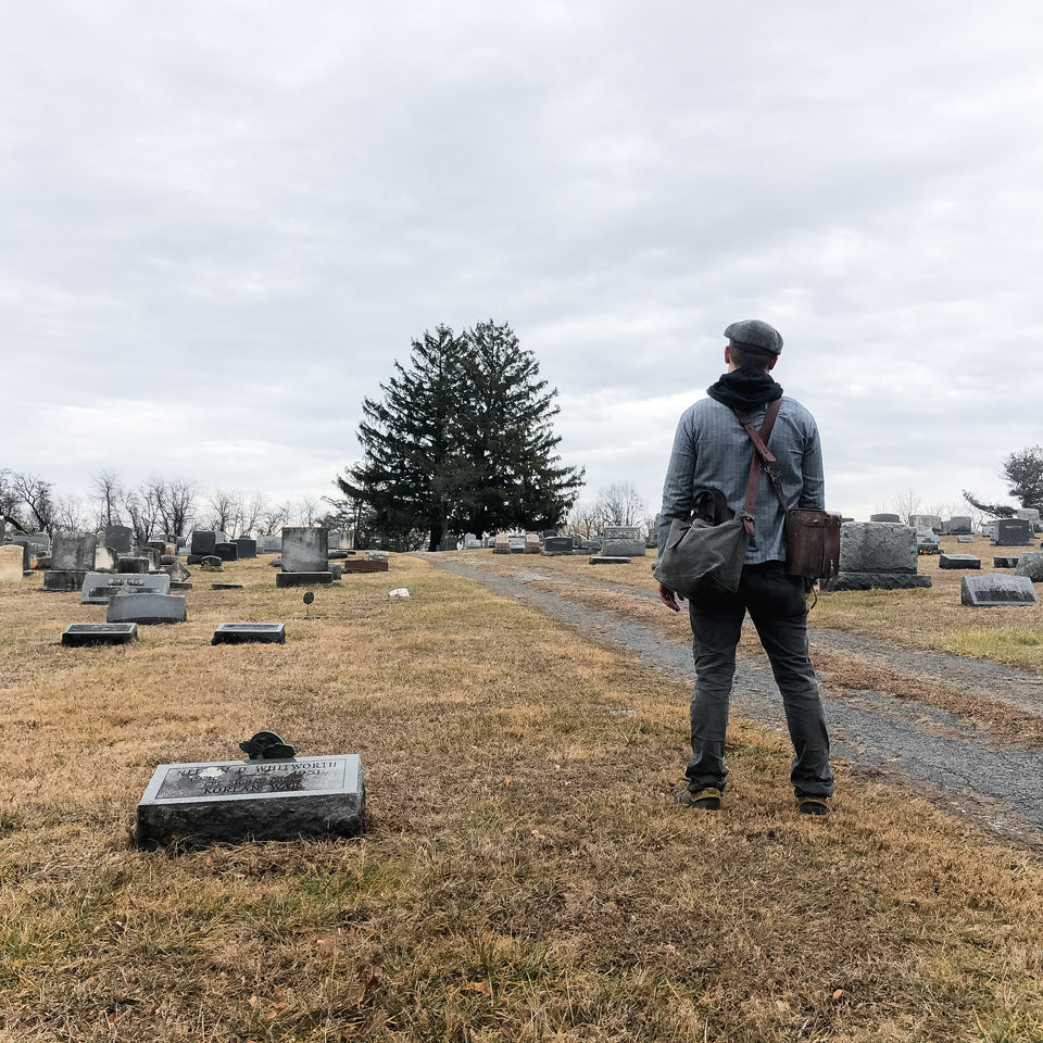 Original Plein Air Painting by Walter Kent: Grove Methodist Cemetery, 2020