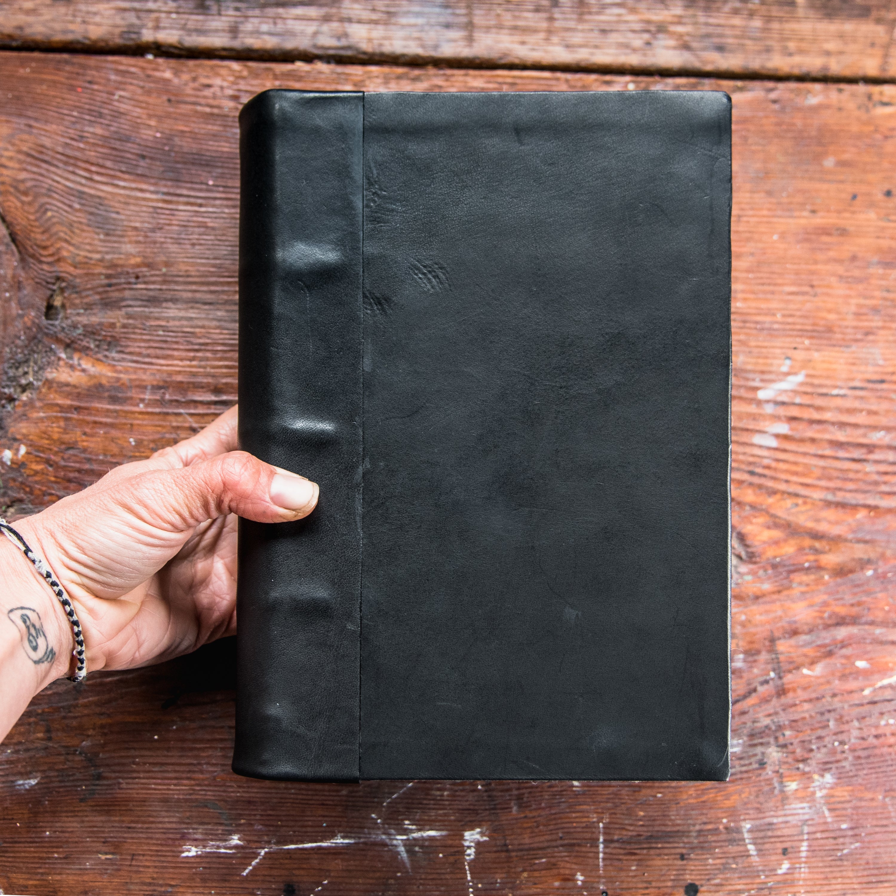 Jackson Hand-Bound Leather Tome (Black)