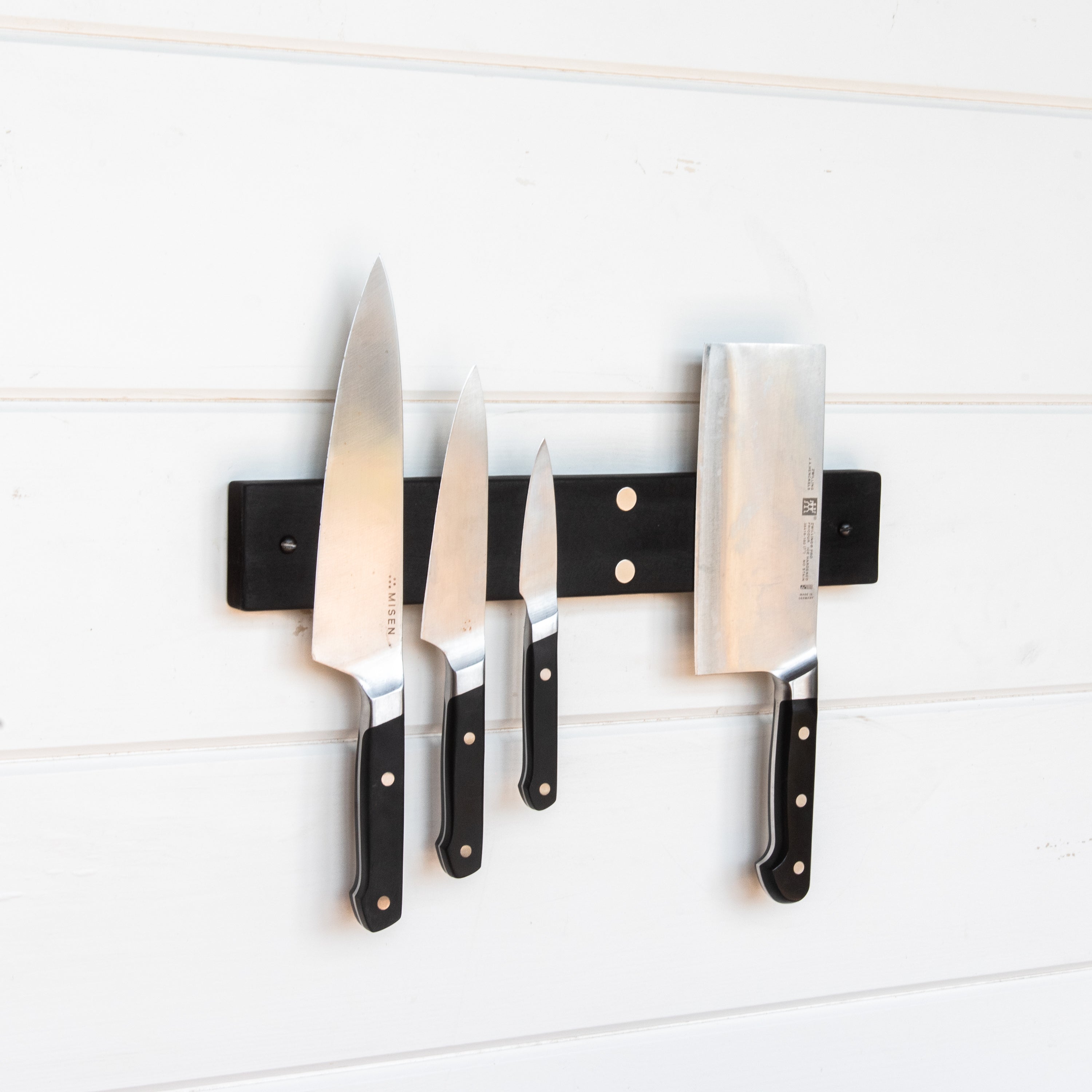 /Size|Wood|Numbers-6 Knives|Blackened Maple|With Numbers