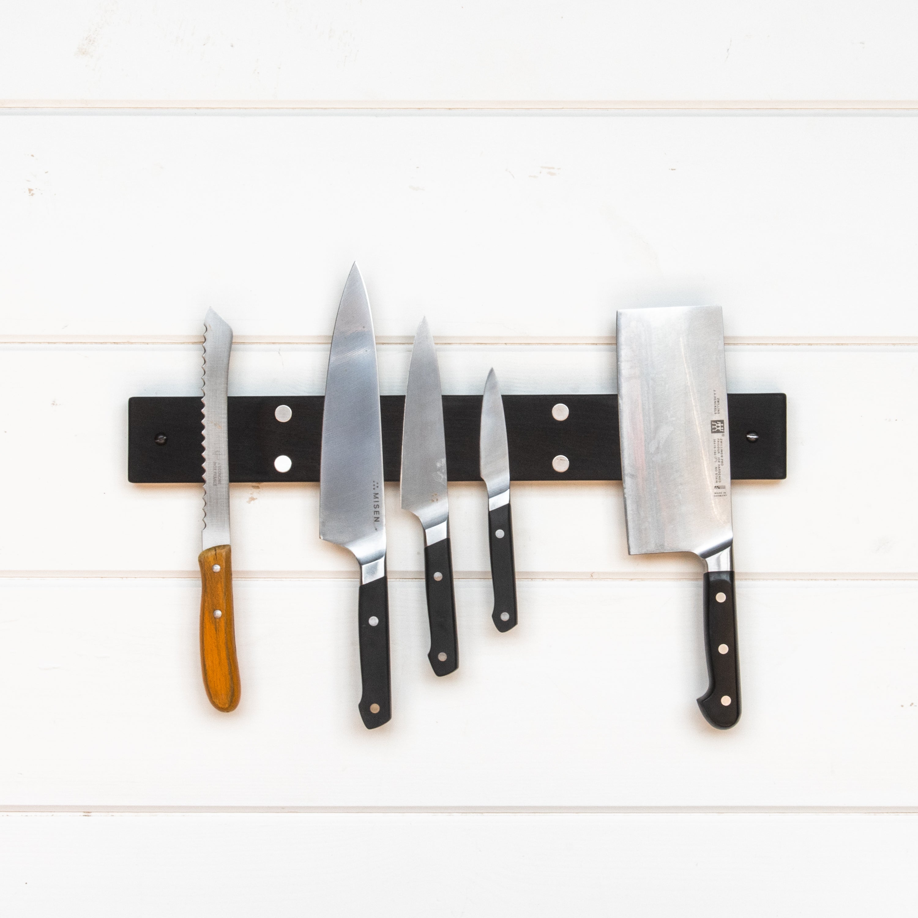 /Size|Wood|Numbers-8 Knives|Blackened Maple|Without Numbers