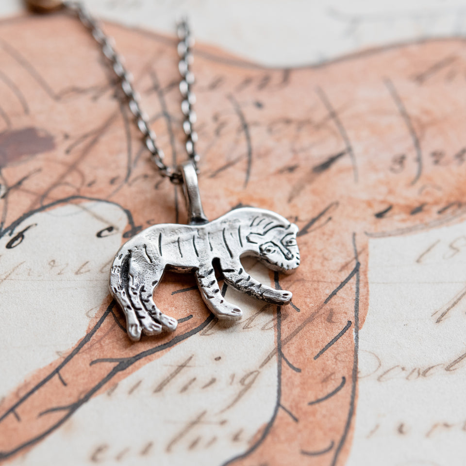 Foundlings Necklace: Juniper (Tiger)
