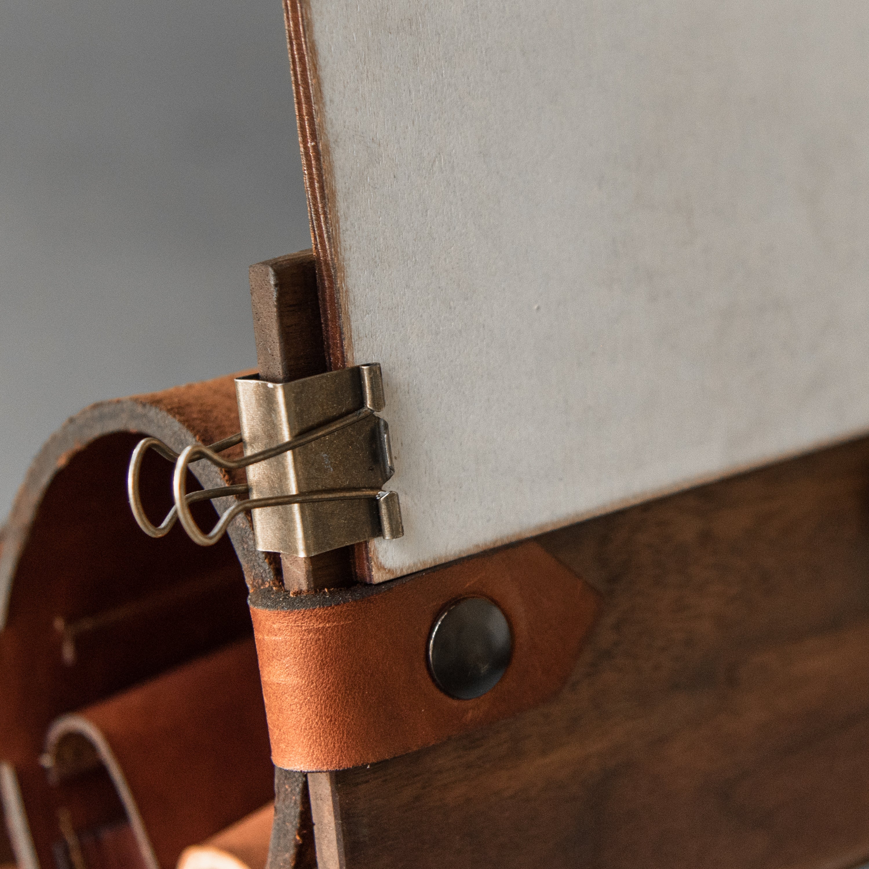 The Scout Plein Air Box