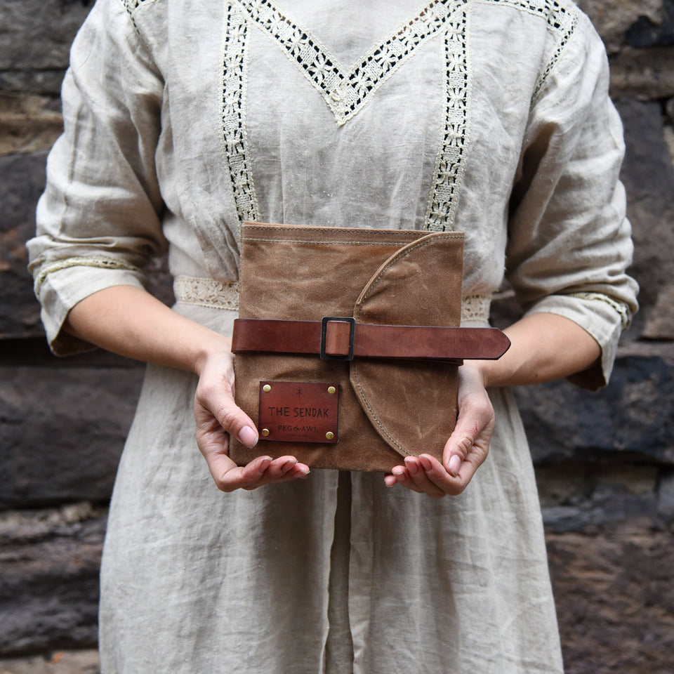 /color-Spice with Brown Leather