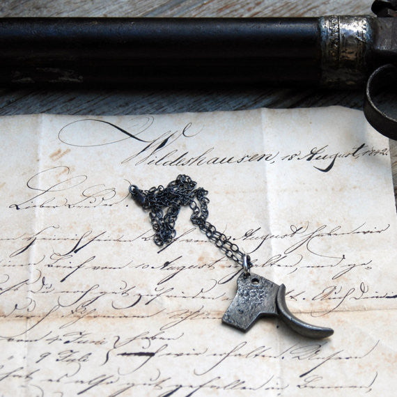 The Great Train Robbery Necklace