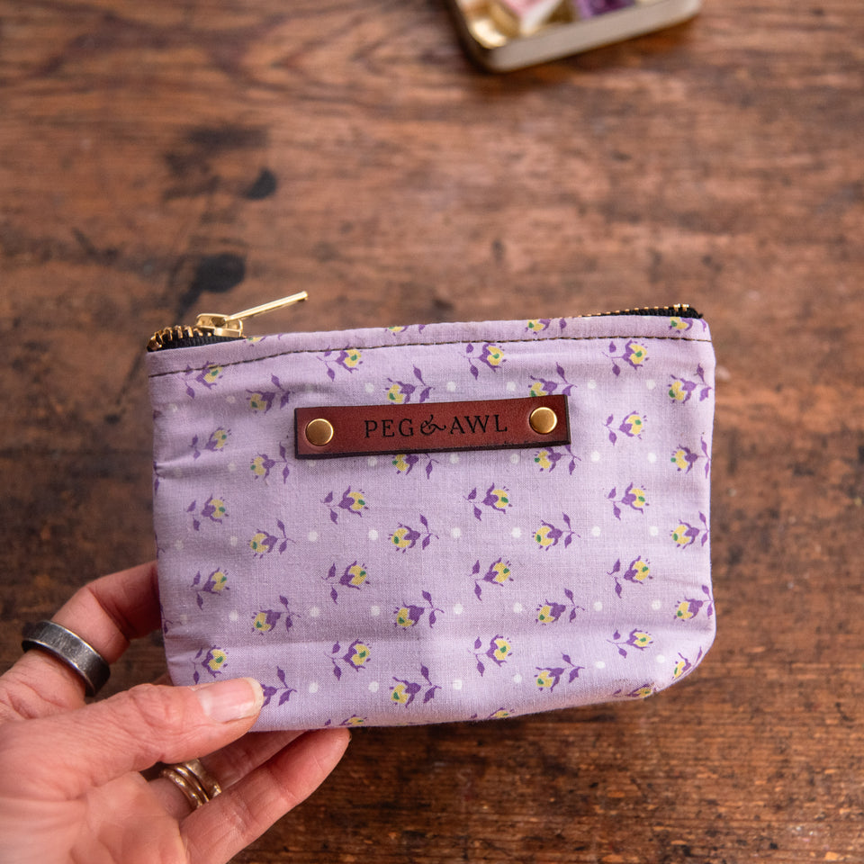 Saver Pouch with 1980s Cotton Floral: Gert