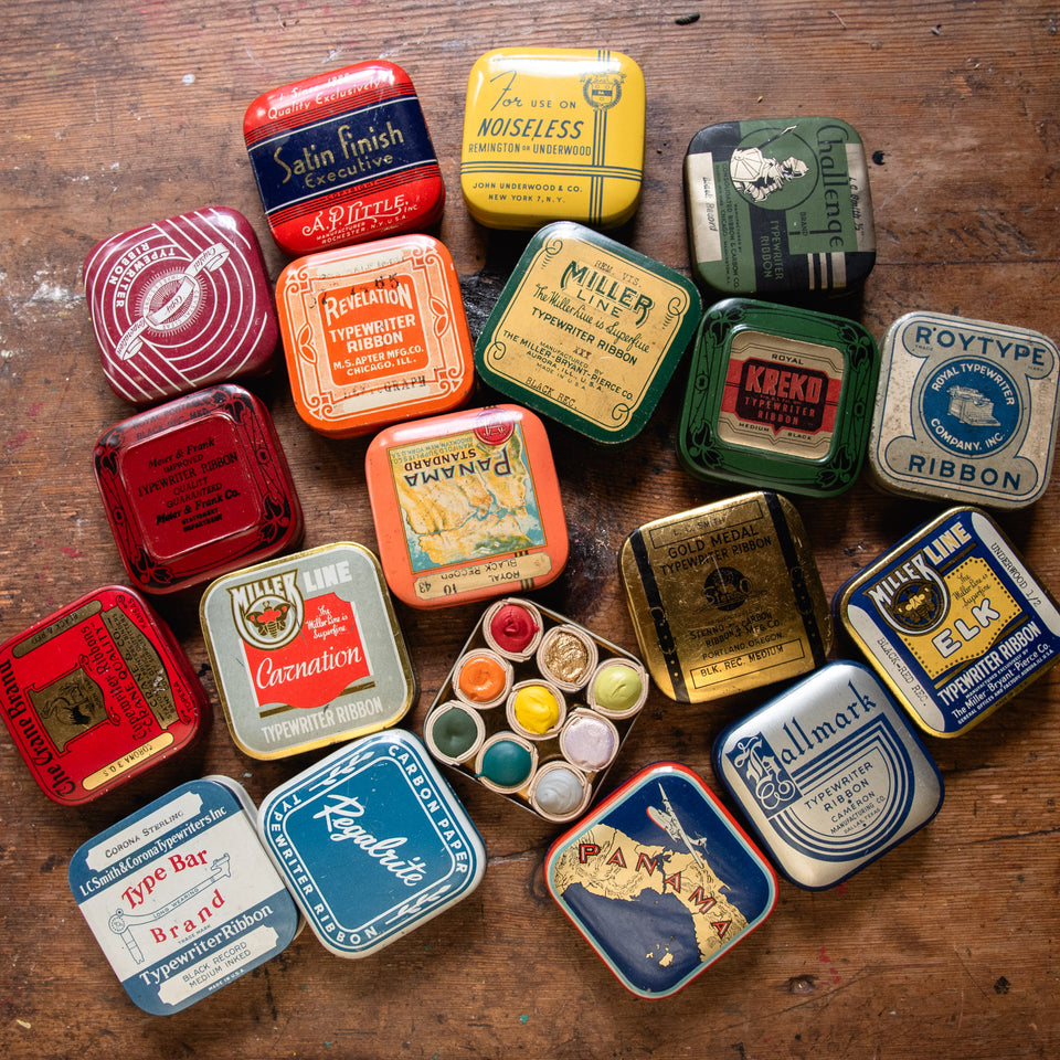 Typewriter Tin with 9 Beam Paints