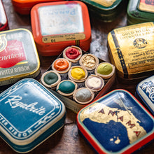 Typewriter Tin with 9 Beam Paints